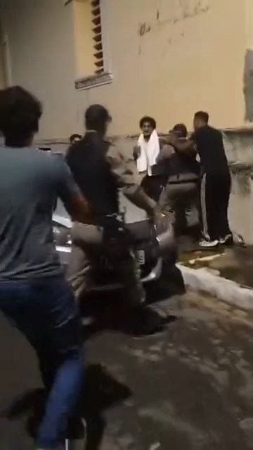 MC Livinho é filmado em alteração e escoltado pela Polícia Militar após show em Maceió