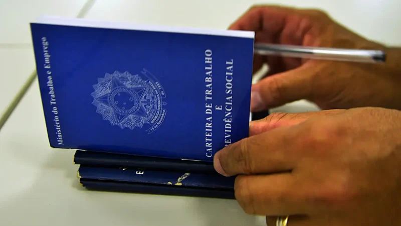Ocupação de pessoas com 60 anos ou mais cresce 53% em uma década, mas informalidade é mais alta