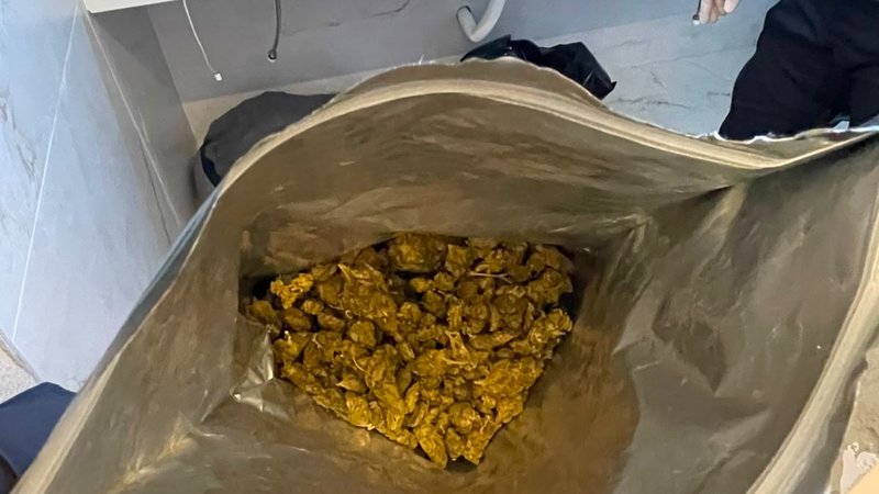 Homem é preso com quase 5 kg de maconha durante operação da Polícia Federal em Aracaju