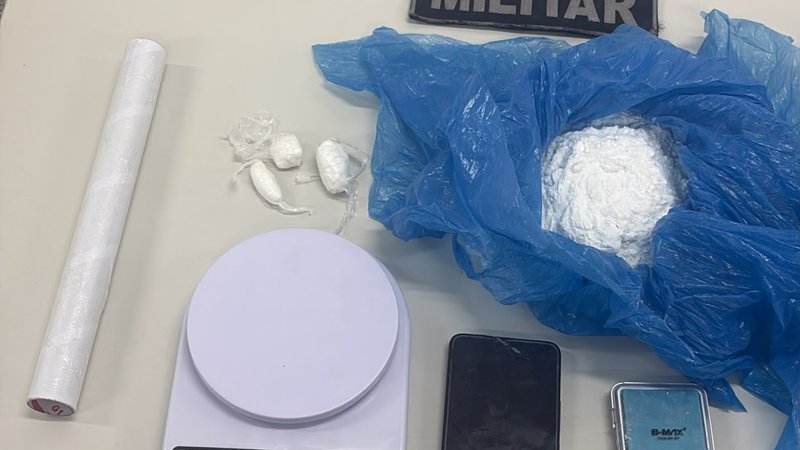 Homem é preso por tráfico de drogas durante ação da PM em Nossa Senhora do Socorro