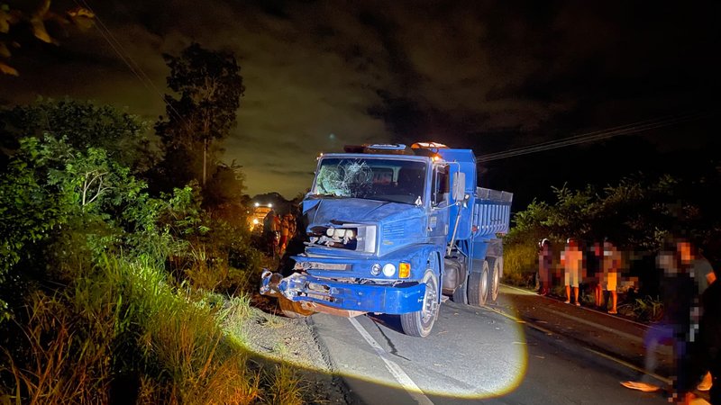Acidente entre caminhão e duas carroças deixa três feridos na SE-170