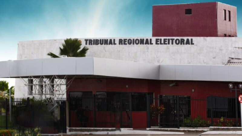 TRE cassou mandatos do prefeito e vice de Simão Dias por abuso de poder econômico