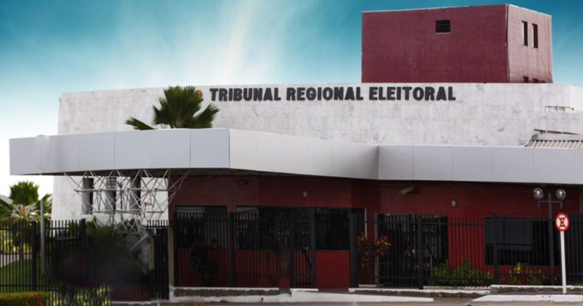 TRE cassou mandatos do prefeito e vice de Simão Dias por abuso de poder econômico