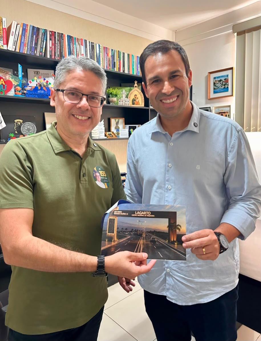Magson da Academia apresenta projeto do pórtico da Colônia Treze ao senador Alessandro Vieira