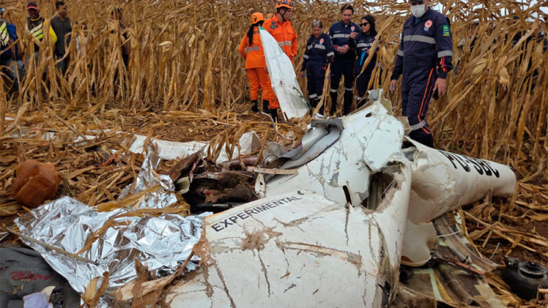 Aeronave monomotor cai e deixa uma pessoa morta na zona rural de Macambira