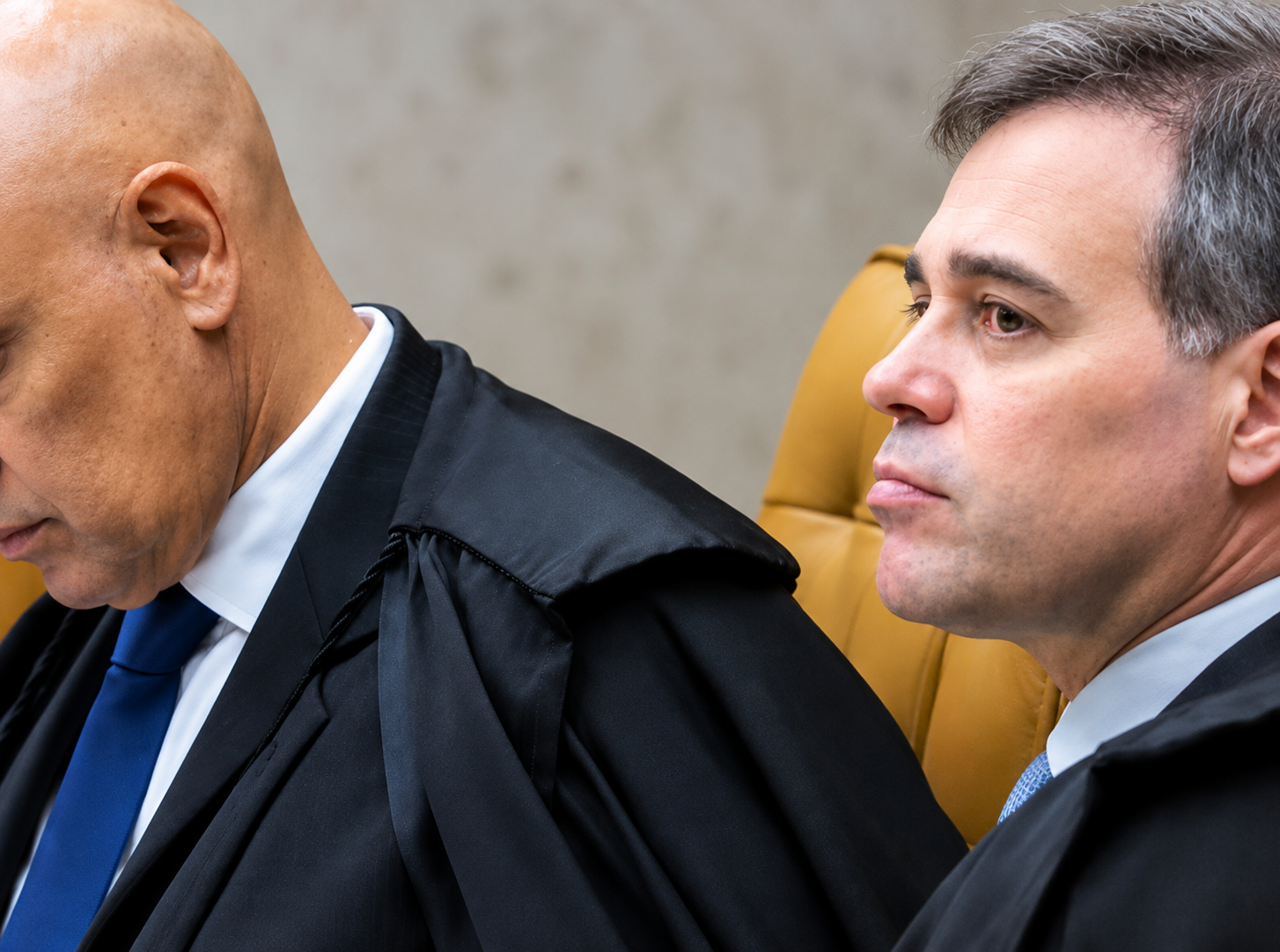 Em sessão histórica no dia 15, Mendonça lerá mensagens de Vorcaro sentado ao lado de Moraes
