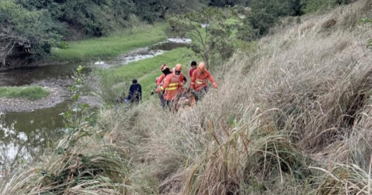 Homem fica ferido após pular em cachoeira de difícil acesso em Nossa Senhora das Dores