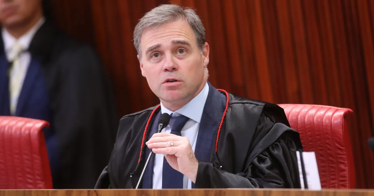 Mendonça derruba sigilo de pagamentos de Vorcaro