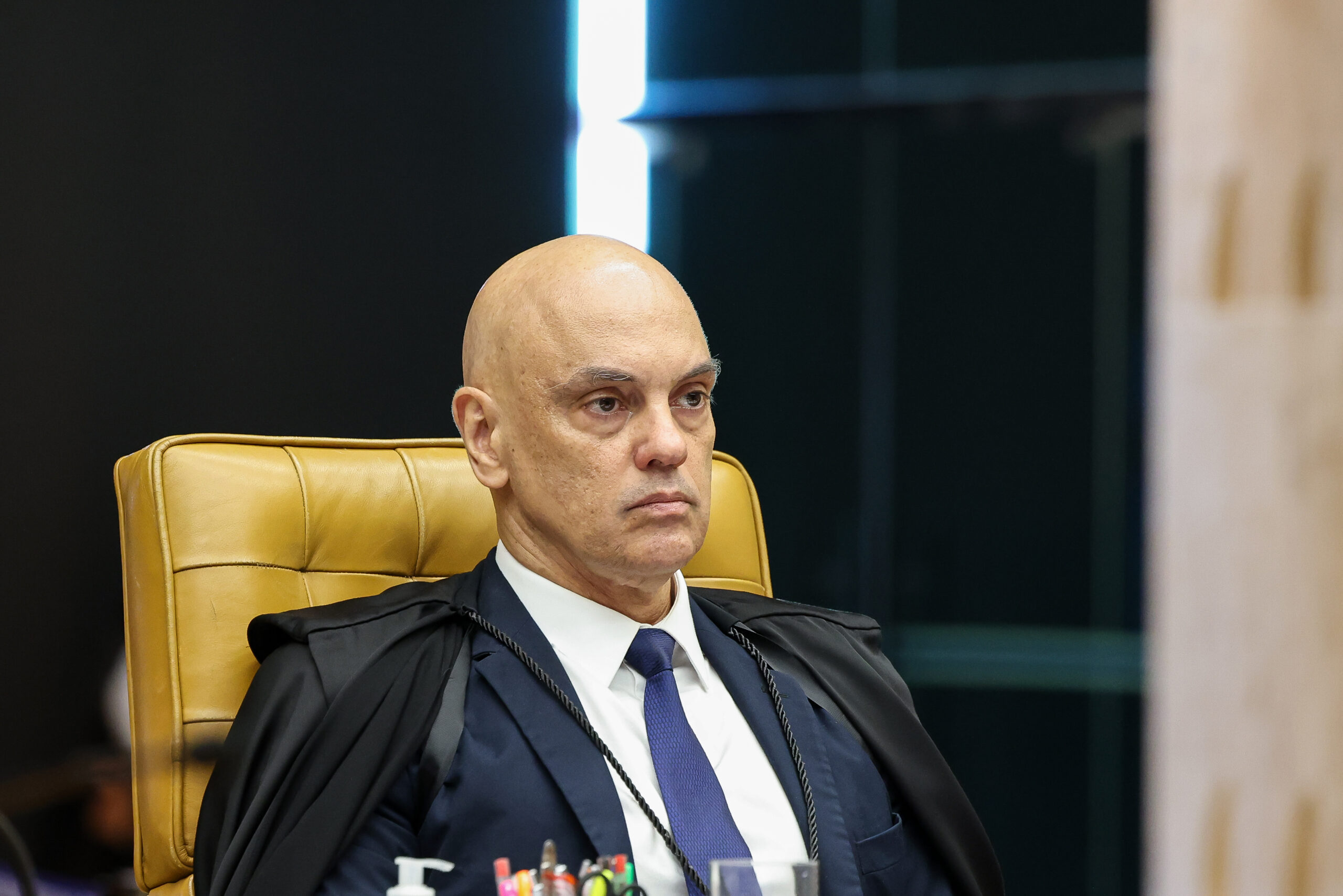 Moraes aponta interferência estrangeira em relatório da PF sobre mensagens de Daniel Vorcaro