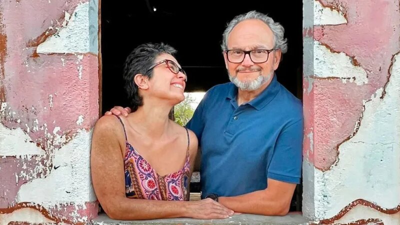 Sandra Annenberg celebra 30 anos de casamento com Ernesto Paglia