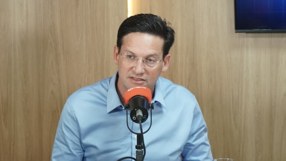 João Roma rebate checagem sobre Bolsa Família e diz que aumento de R$ 600 foi articulado pelo governo Bolsonaro