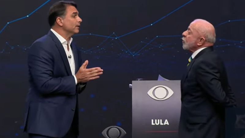 Ataques marcam 1º debate na TV entre Lula e Flávio; veja principais pontos