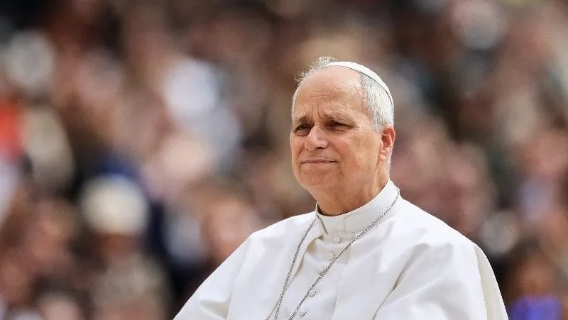 Diagnóstico de papa Leão XIV: câncer de pulmão pode surgir em não fumantes?