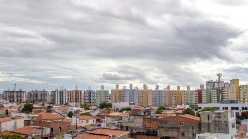 Sergipe deve contar com períodos de céu parcialmente nublado e chance de chuvas fracas nesta semana