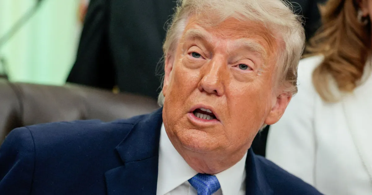 Trump diz que doença misteriosa fatal na Rússia não deve ser arma biológica