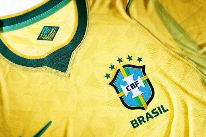 Comissão aprova uniformes de seleções brasileiras nas cores da bandeira nacional
